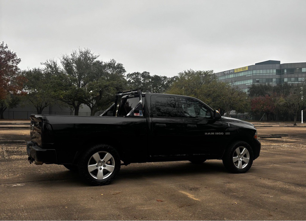 2012 Dodge Ram 1500 Image 3
