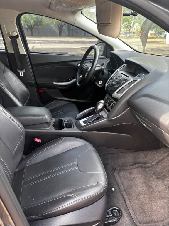 2013 Ford Focus Image 10