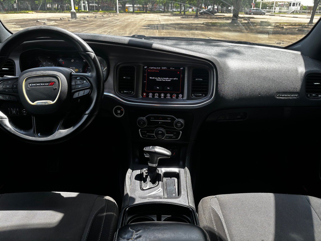 2017 Dodge Charger Image 9