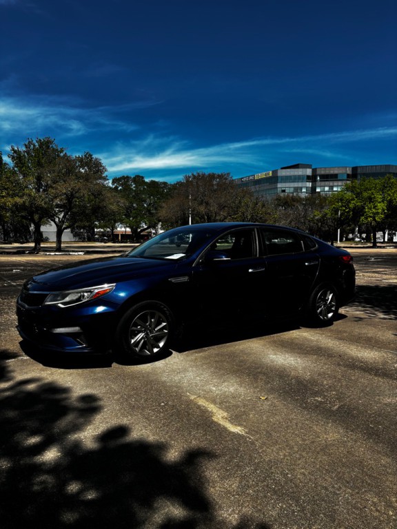 2019 Kia Optima Image 4