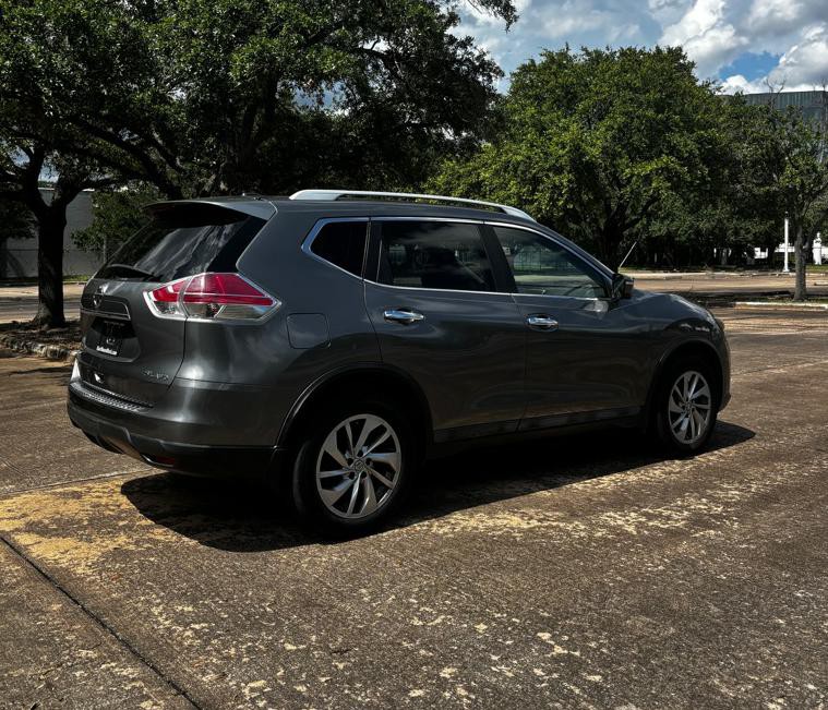 2015 Nissan Rogue Image 3