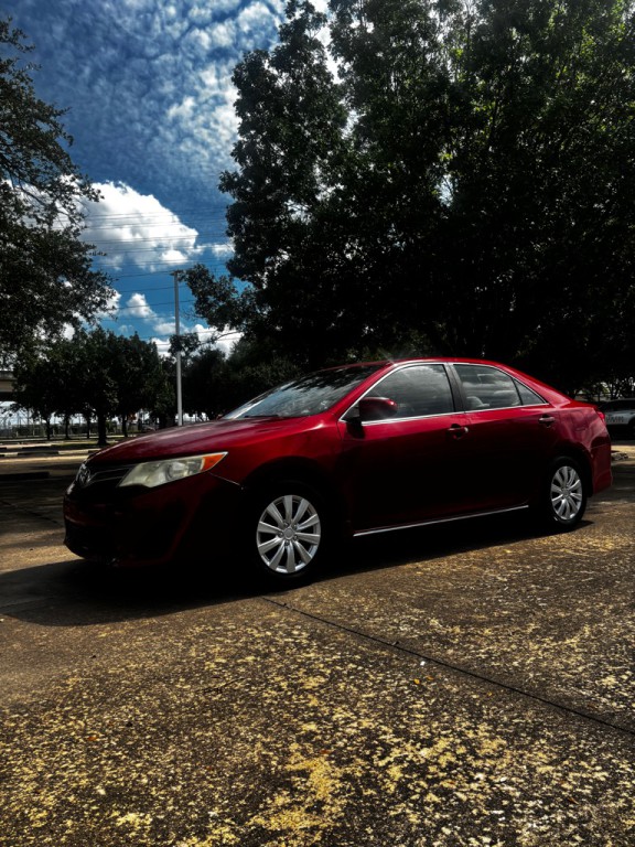 2012 Toyota Camry Image 5