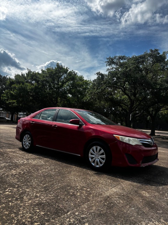 2012 Toyota Camry Image 6