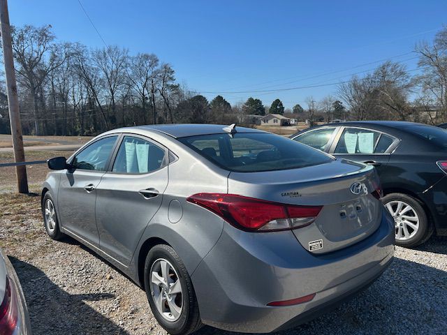 2014 Hyundai Elantra Image 2