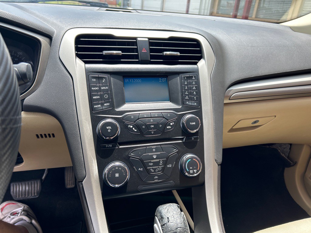 2014 Ford Fusion Image 4