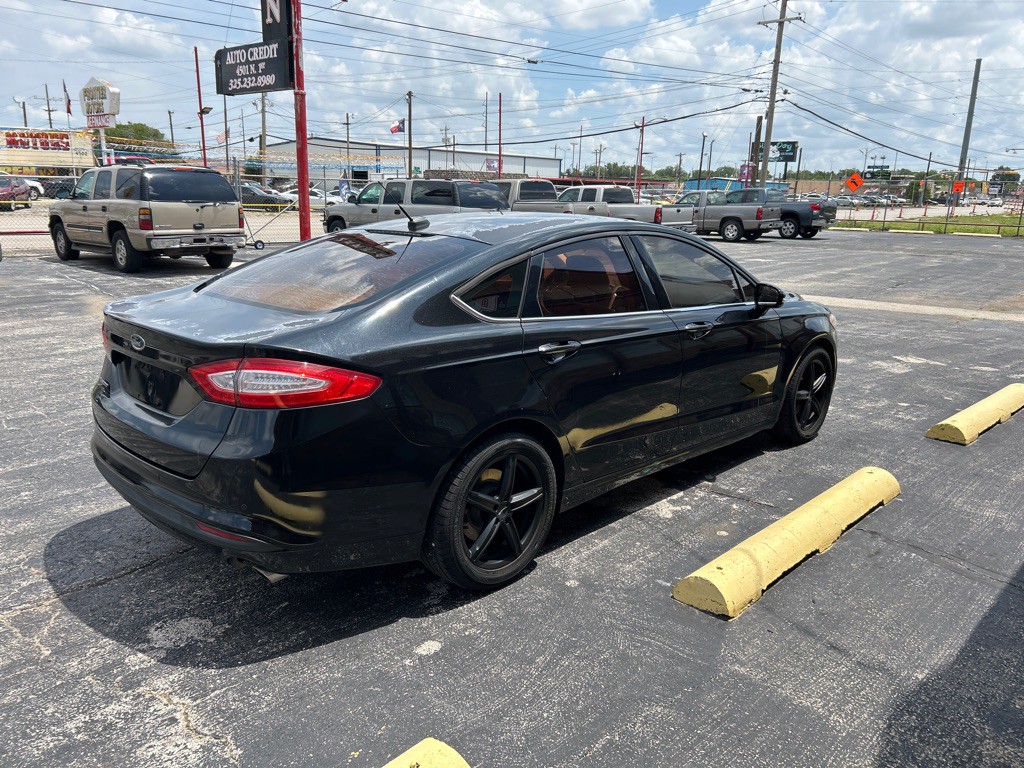 2014 Ford Fusion Image 9
