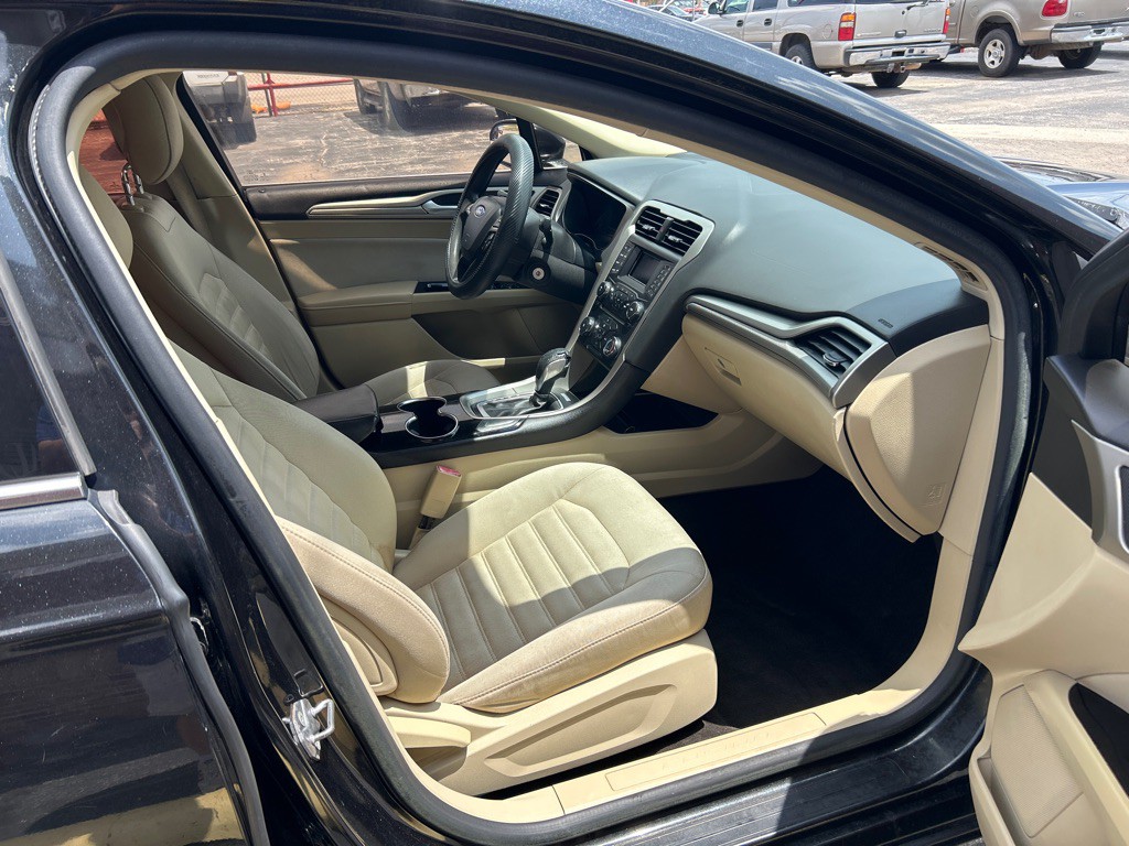 2014 Ford Fusion Image 11