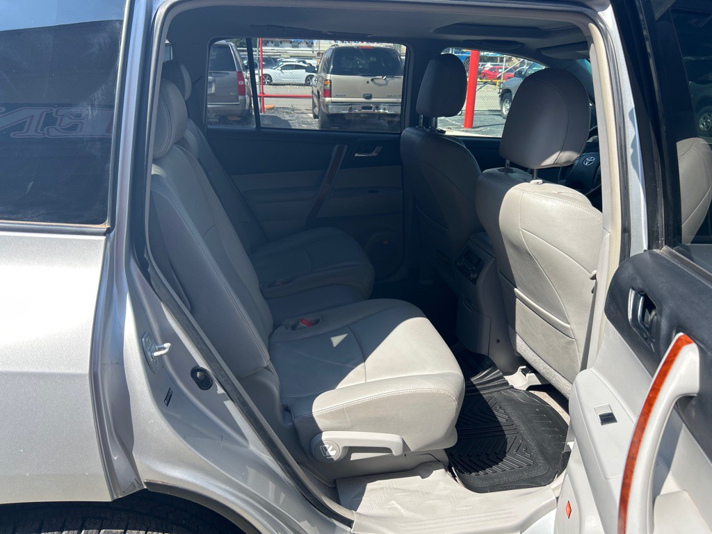 2008 Toyota Highlander Image 11