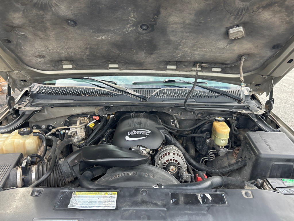 2001 Chevrolet Tahoe Image 13