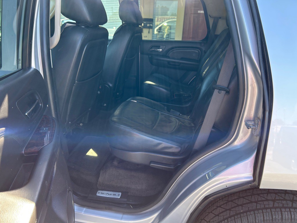 2012 GMC Yukon Image 5