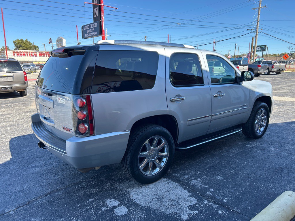 2012 GMC Yukon Image 9