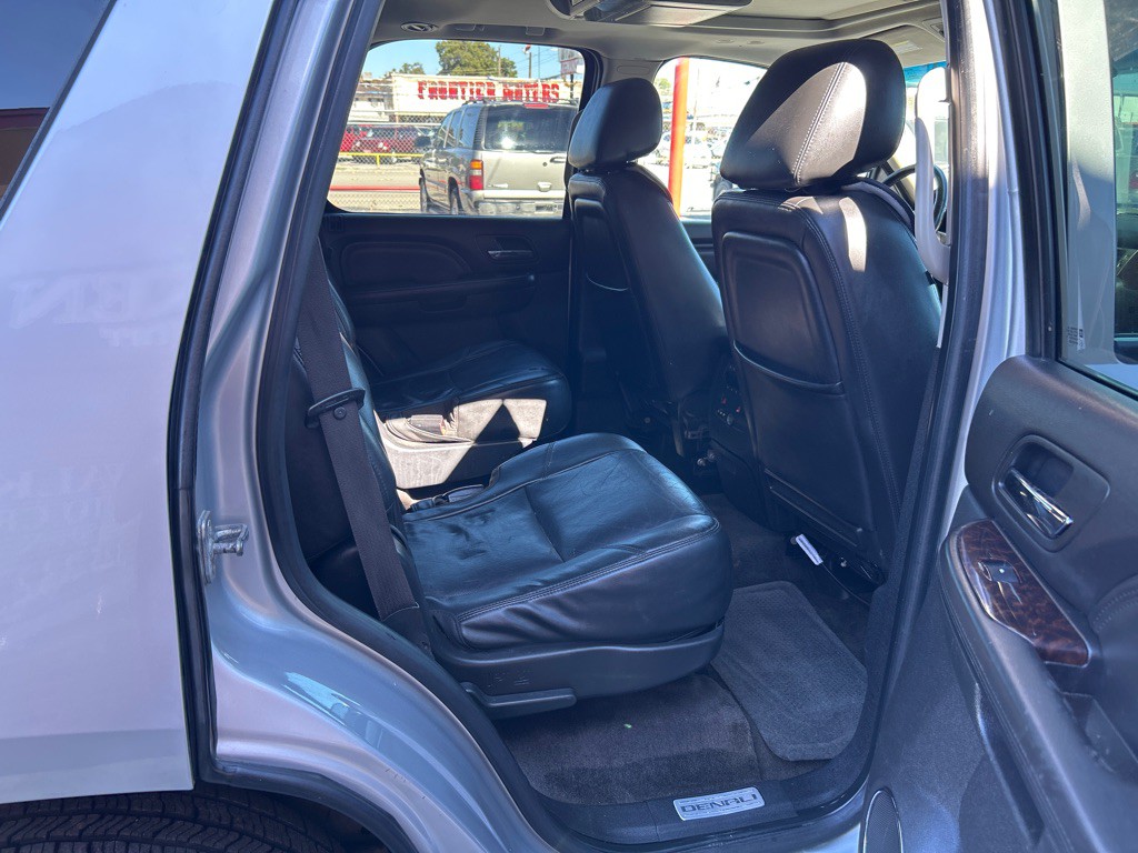 2012 GMC Yukon Image 10