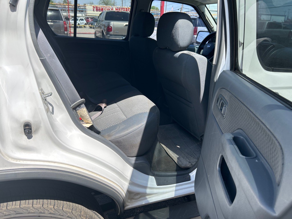 2002 Nissan Xterra Image 10