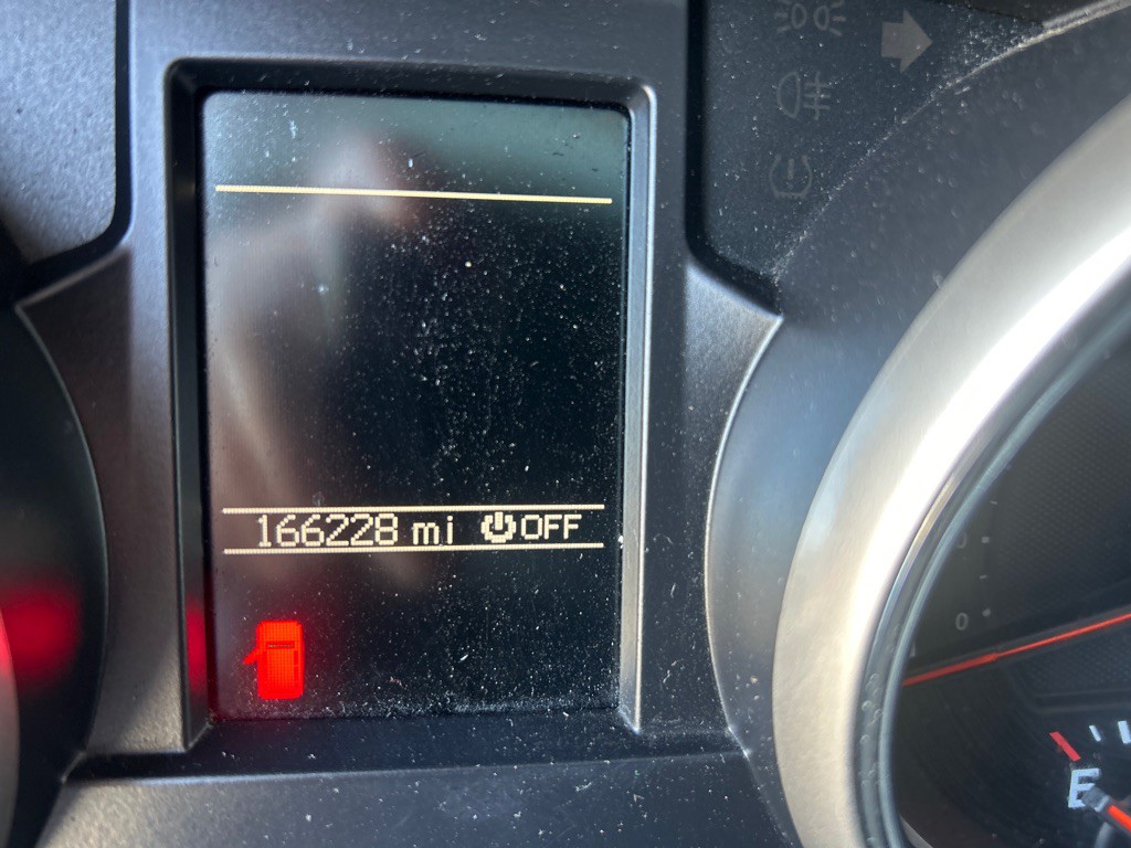 2011 Jeep Grand Cherokee Image 3