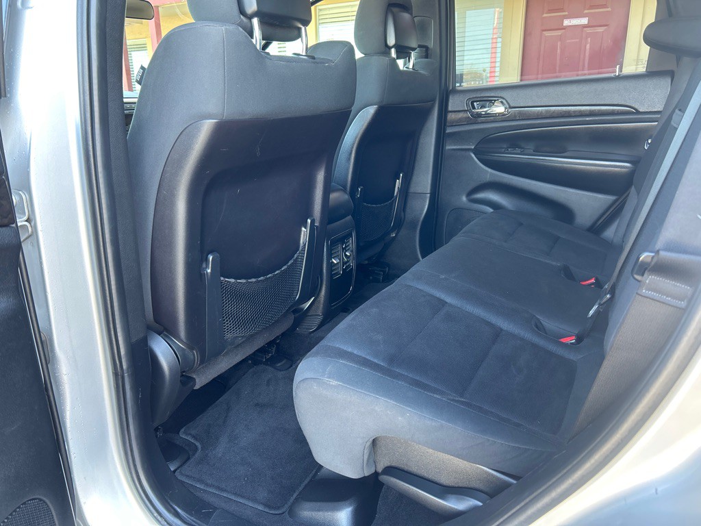 2011 Jeep Grand Cherokee Image 4