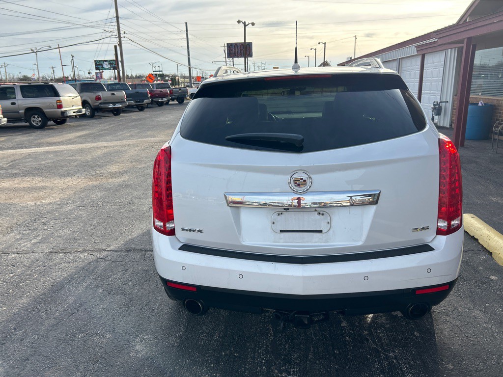 2013 Cadillac SRX Image 8