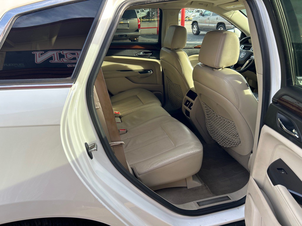 2013 Cadillac SRX Image 10