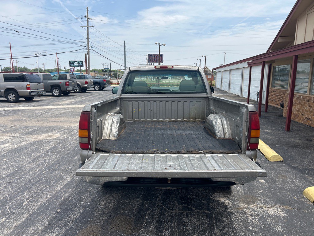 2001 Chevrolet Silverado 1500 Image 6