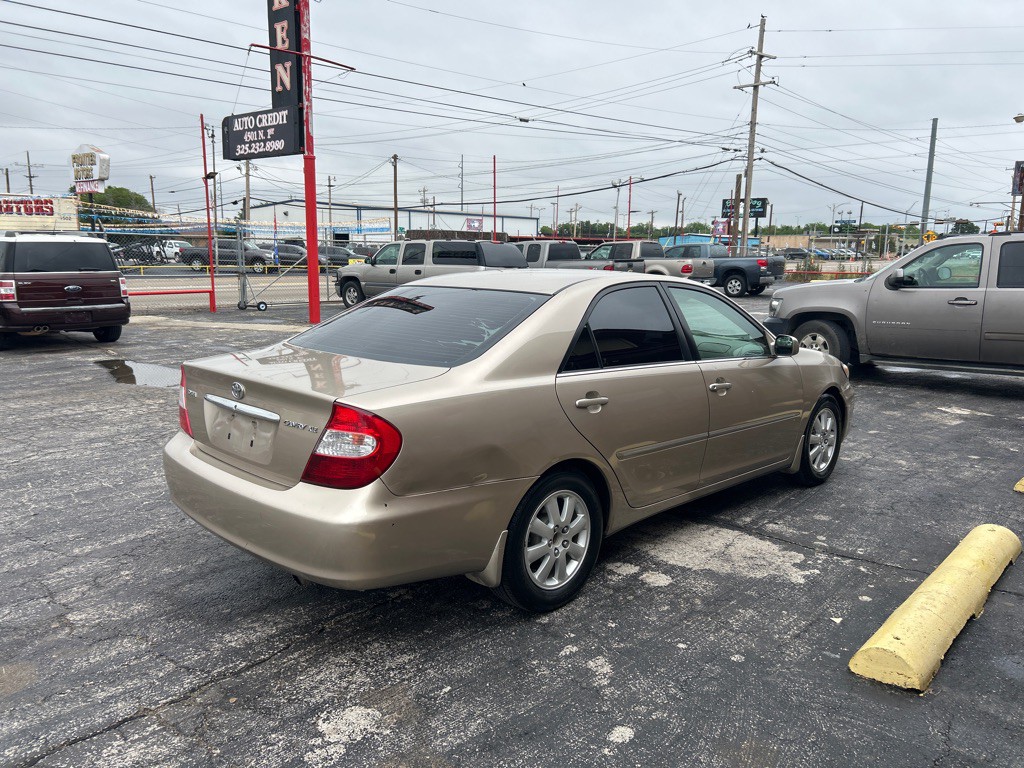 2002 Toyota Camry Image 9