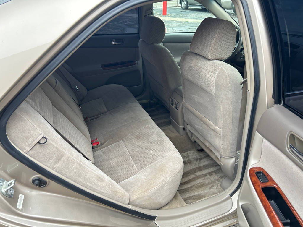 2002 Toyota Camry Image 10