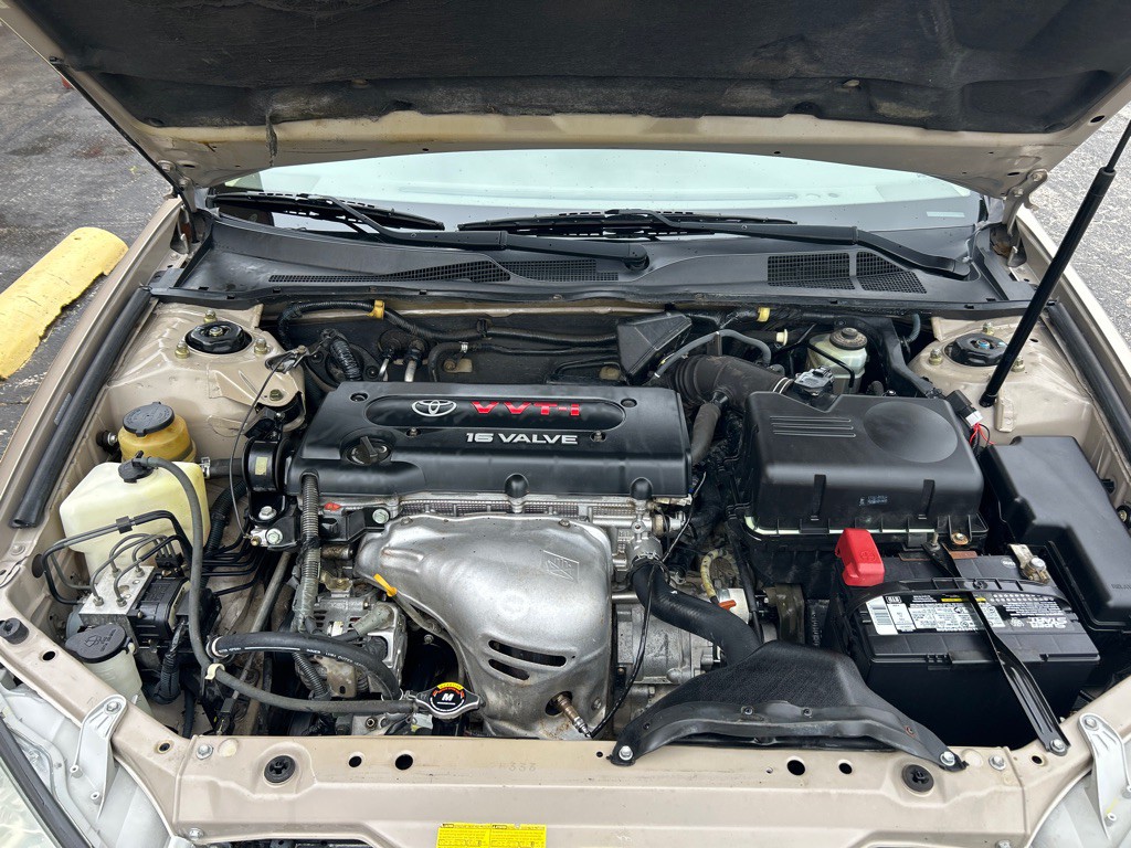 2002 Toyota Camry Image 13