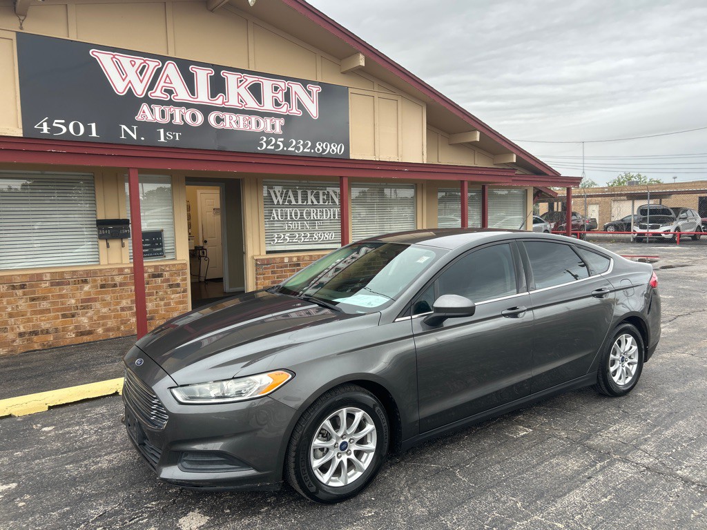 2015 Ford Fusion Image 1