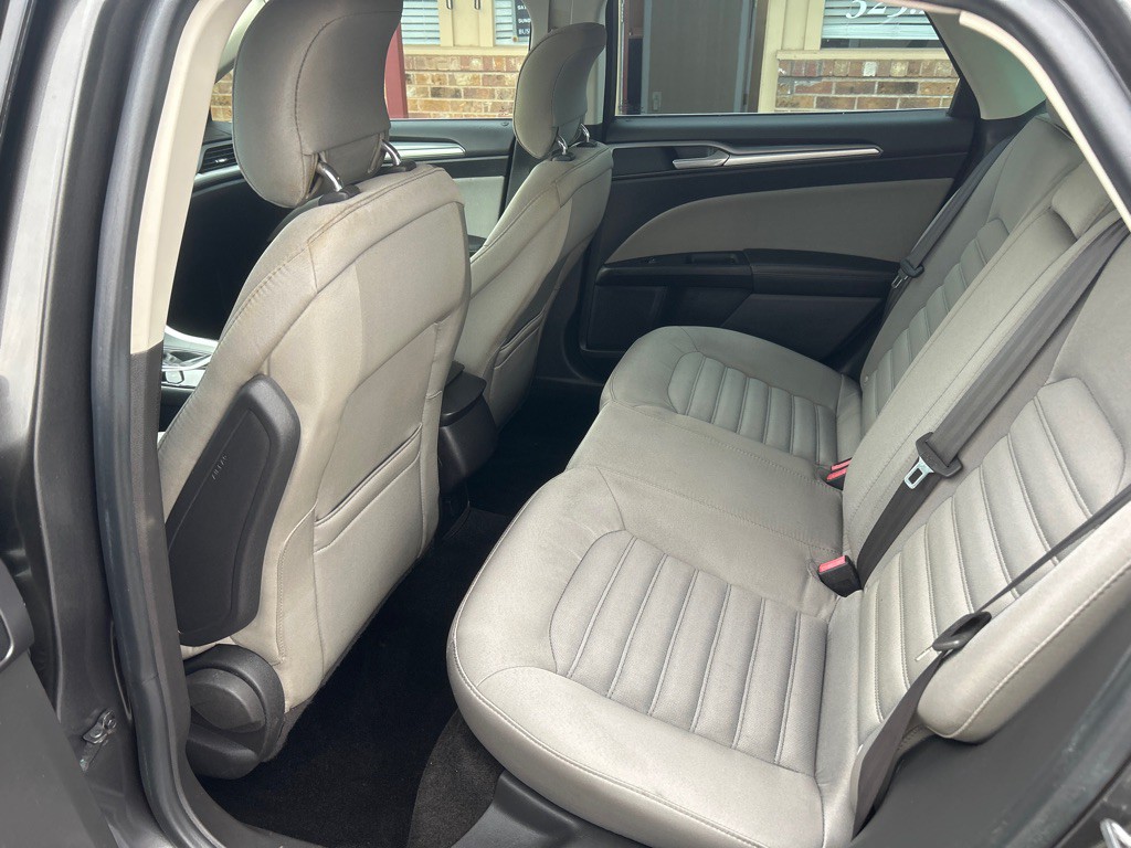 2015 Ford Fusion Image 5