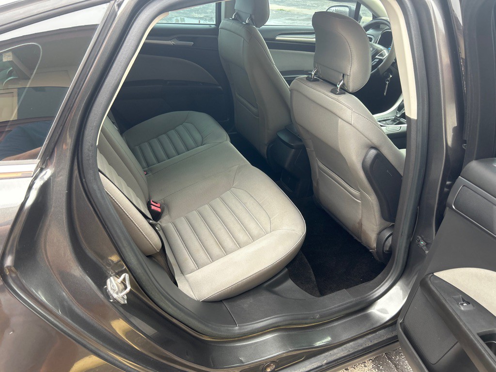 2015 Ford Fusion Image 10