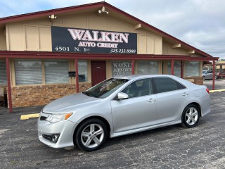 Image for 2014 Toyota Camry SE ID: 7434142