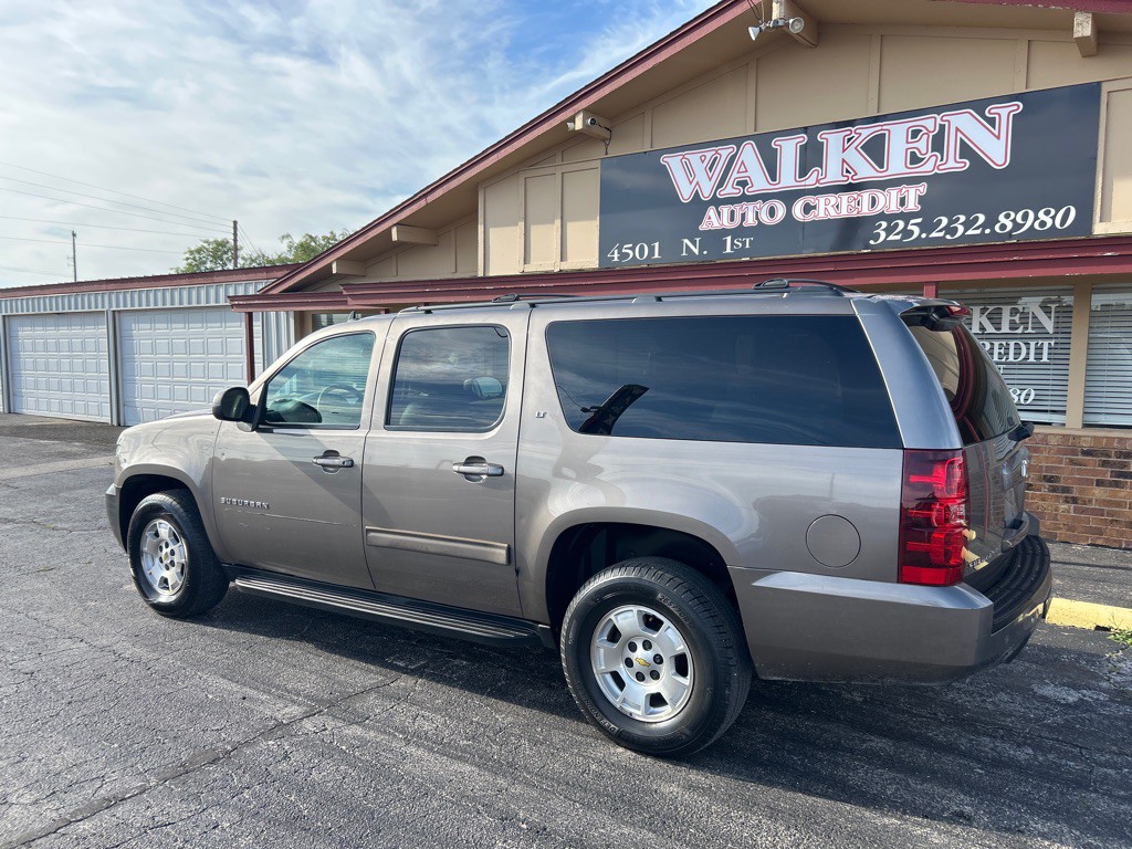 2012 Chevrolet Suburban Image 8