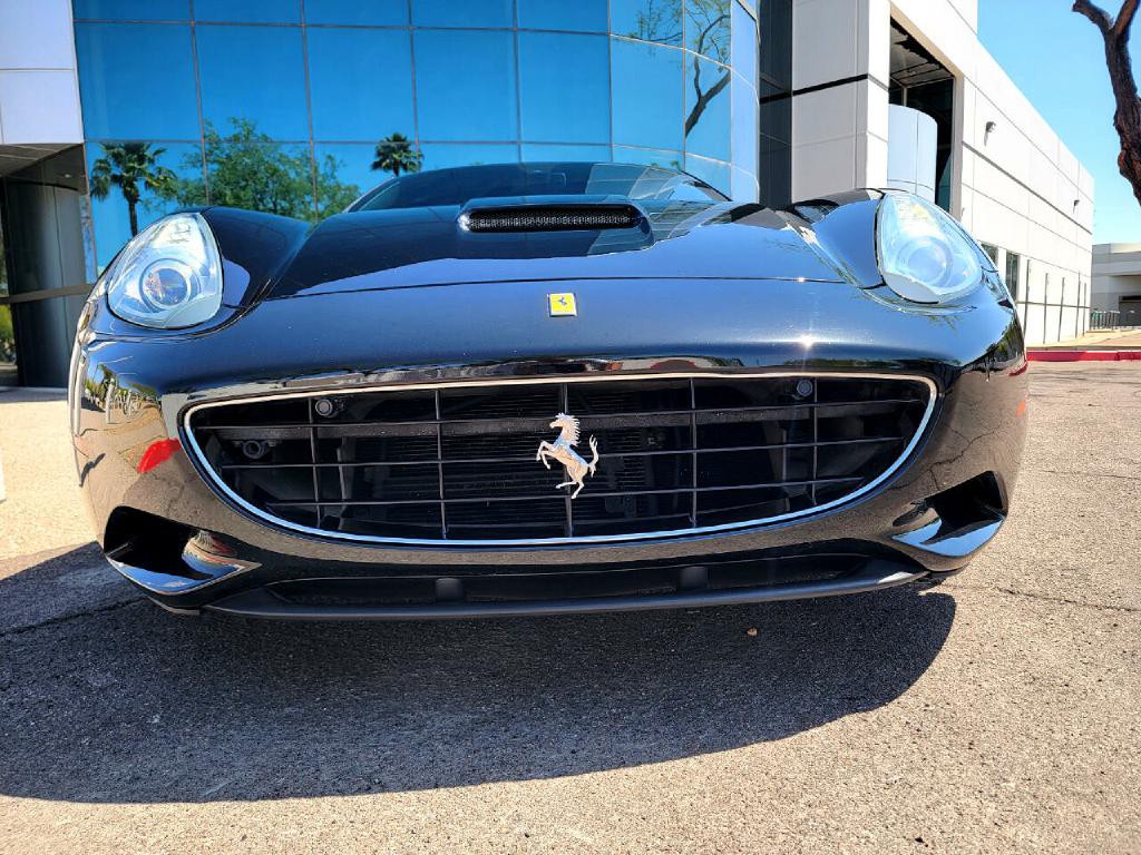 2011 Ferrari CALIFORNIA Image 19