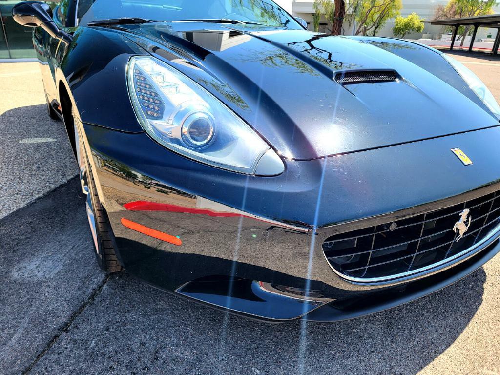 2011 Ferrari CALIFORNIA Image 20