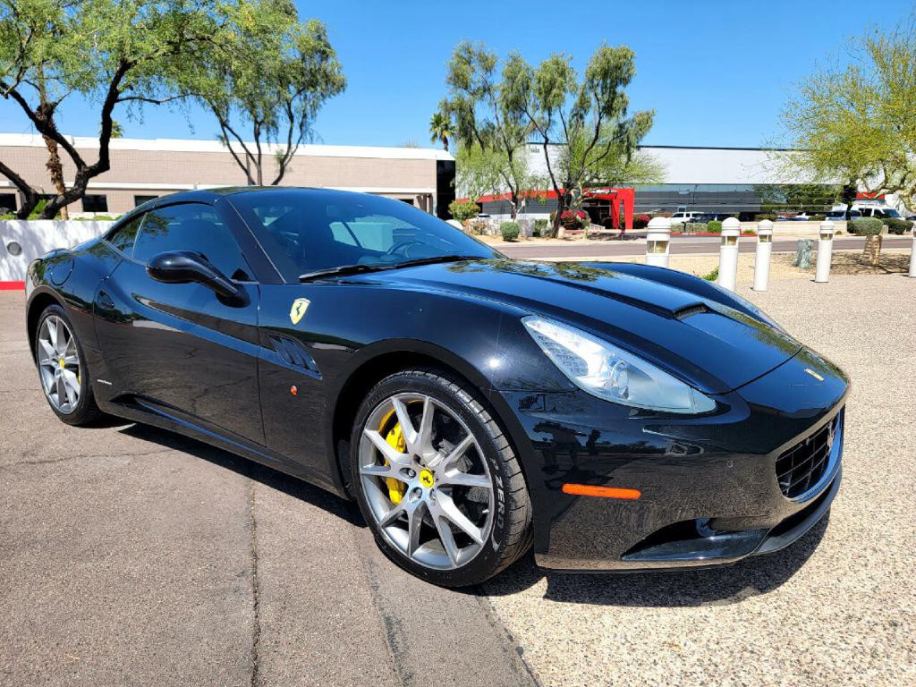 2011 Ferrari CALIFORNIA Image 33