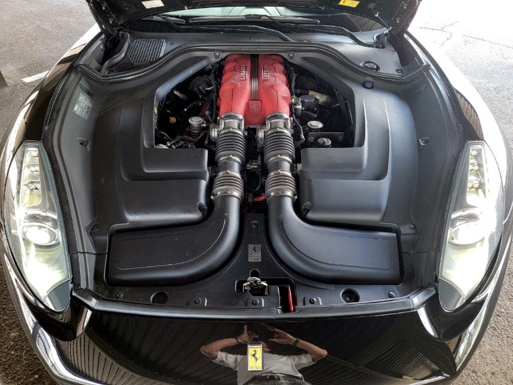 2011 Ferrari CALIFORNIA Image 82