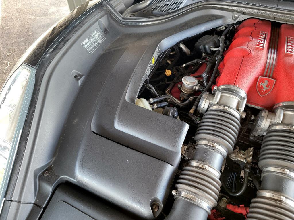2011 Ferrari CALIFORNIA Image 86