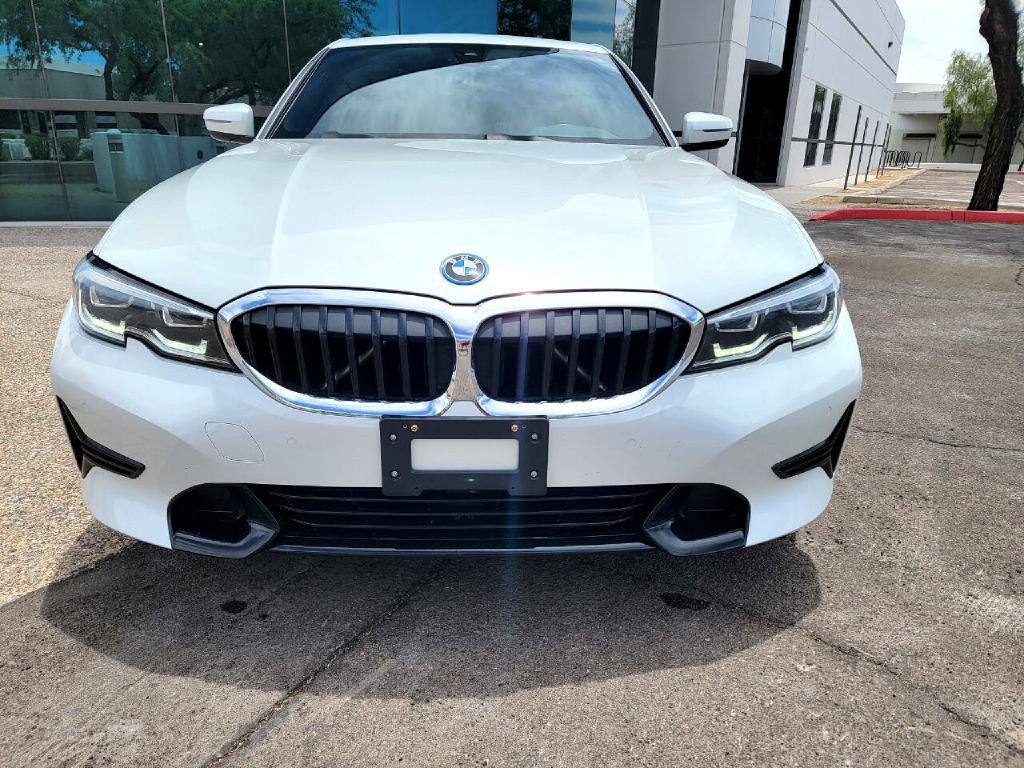 2022 BMW 3 Series Image 8