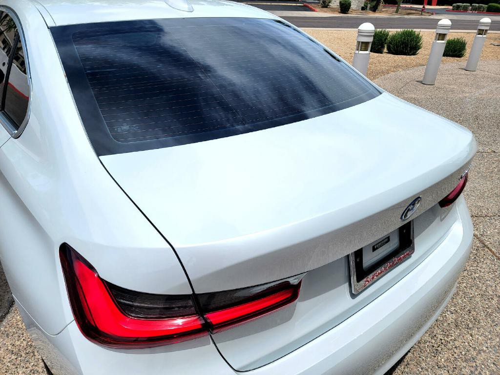 2022 BMW 3 Series Image 15