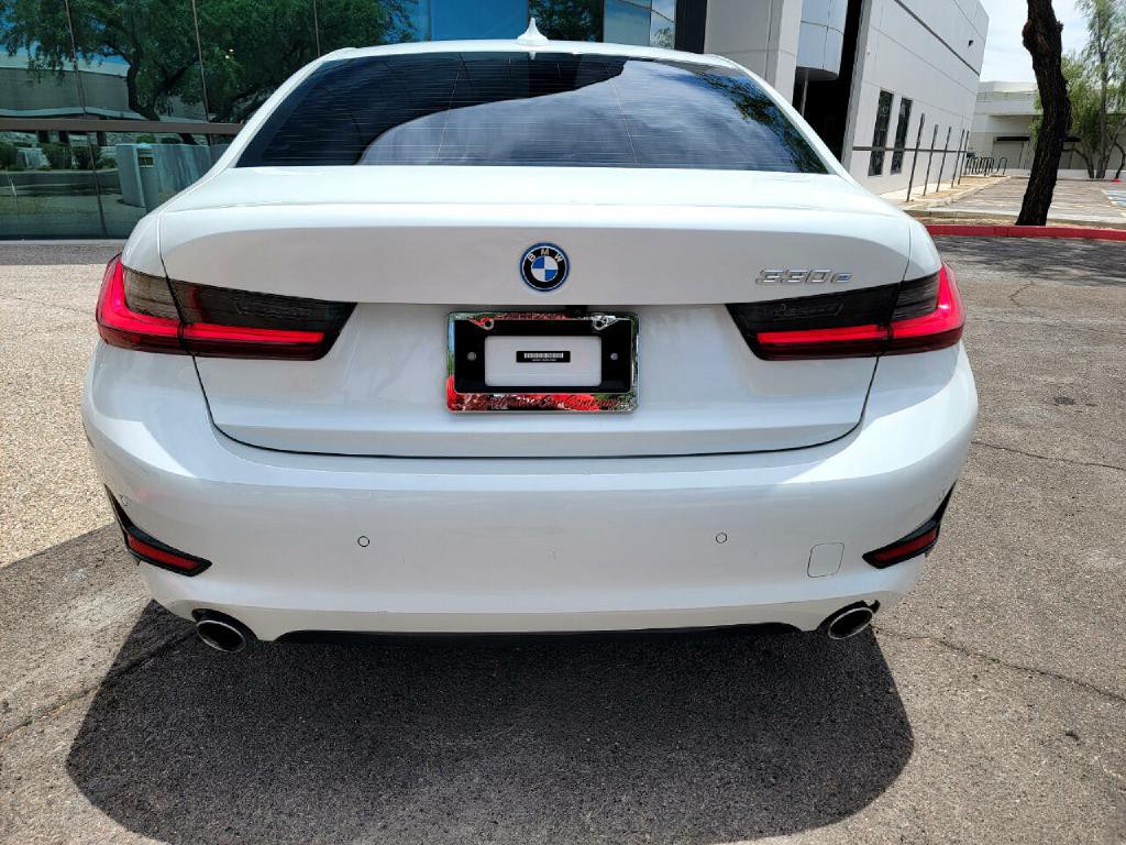 2022 BMW 3 Series Image 19