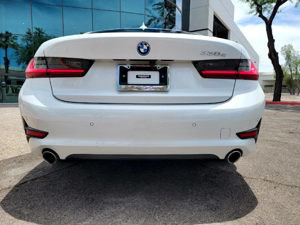 2022 BMW 3 Series Image 20