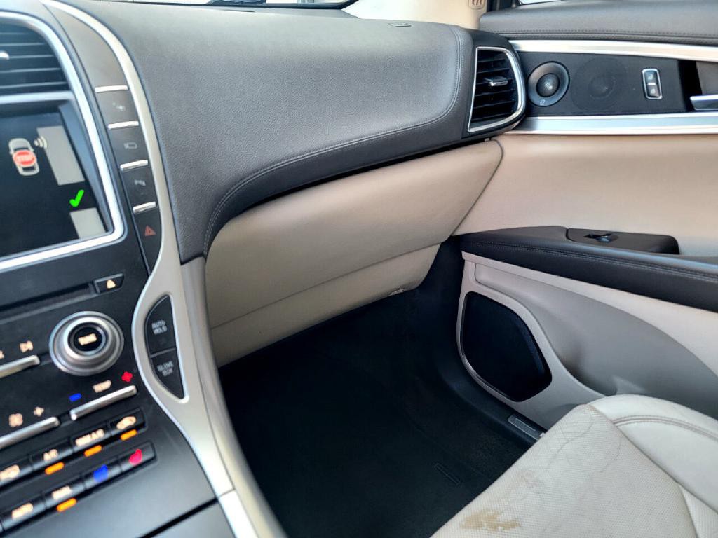 2016 Lincoln MKX Image 39