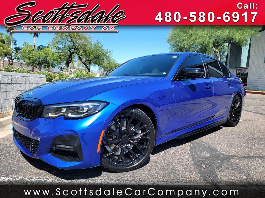 2022 BMW 3 Series Image 1