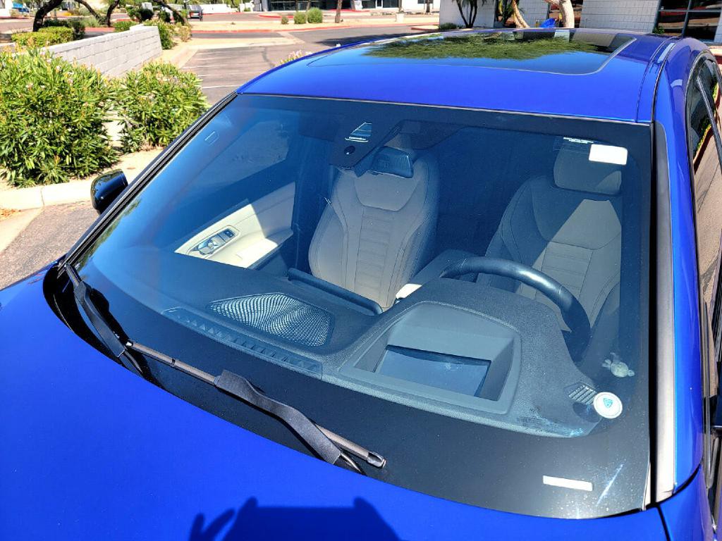 2022 BMW 3 Series Image 11