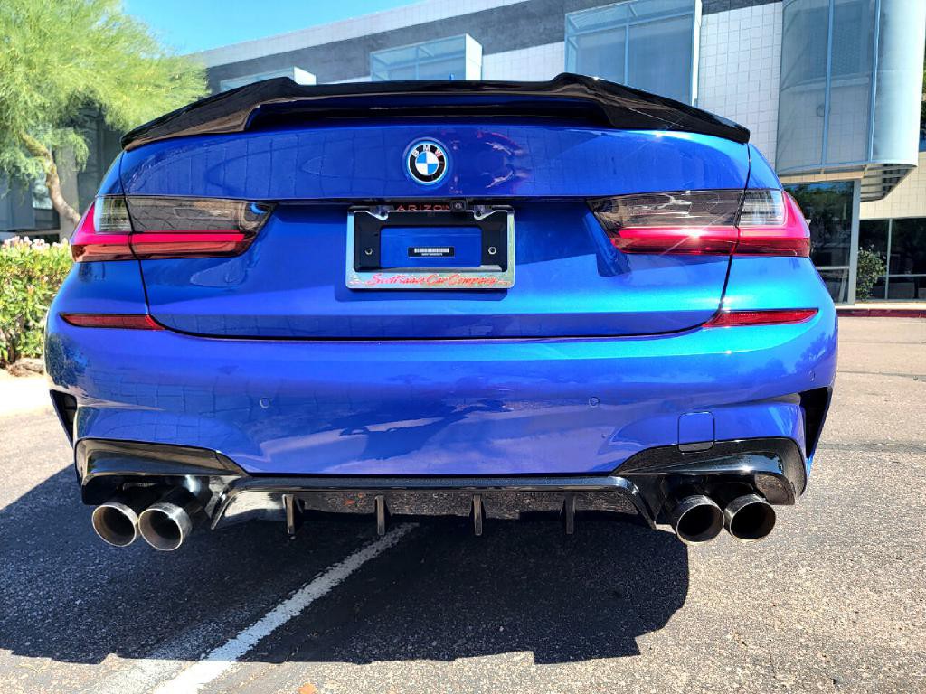 2022 BMW 3 Series Image 23