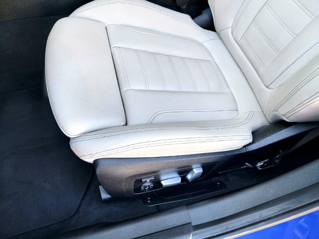 2022 BMW 3 Series Image 39