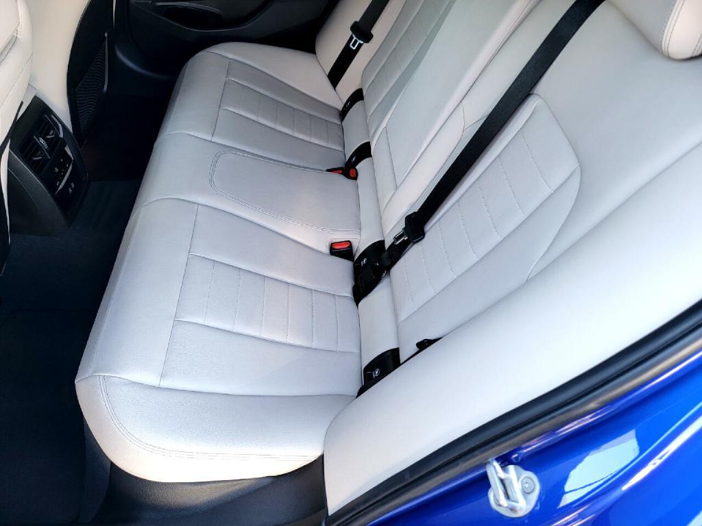 2022 BMW 3 Series Image 62