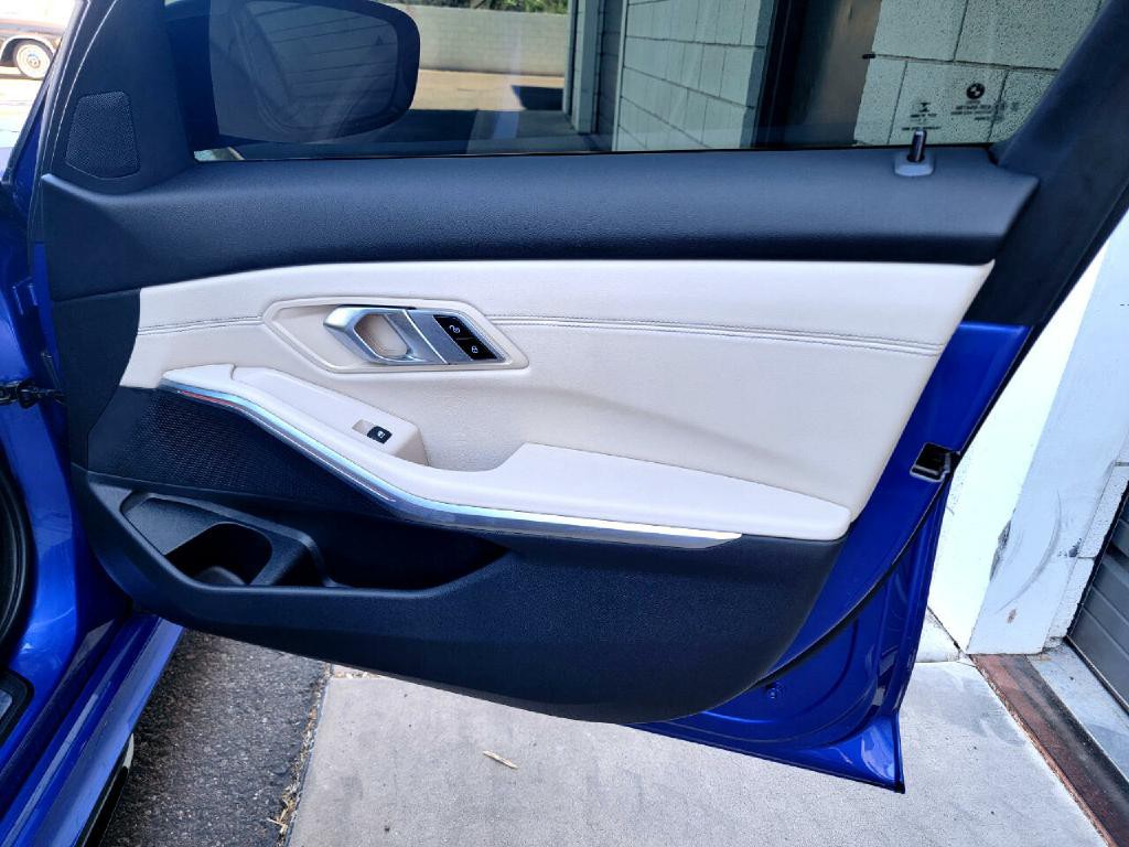 2022 BMW 3 Series Image 71
