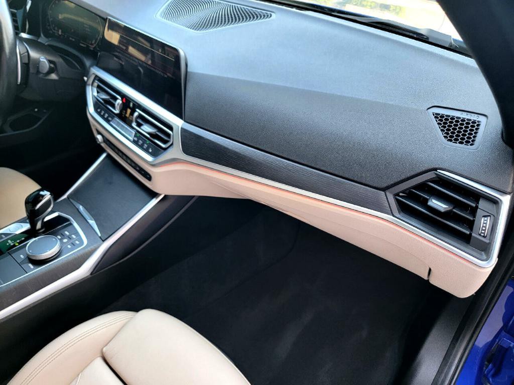 2022 BMW 3 Series Image 73