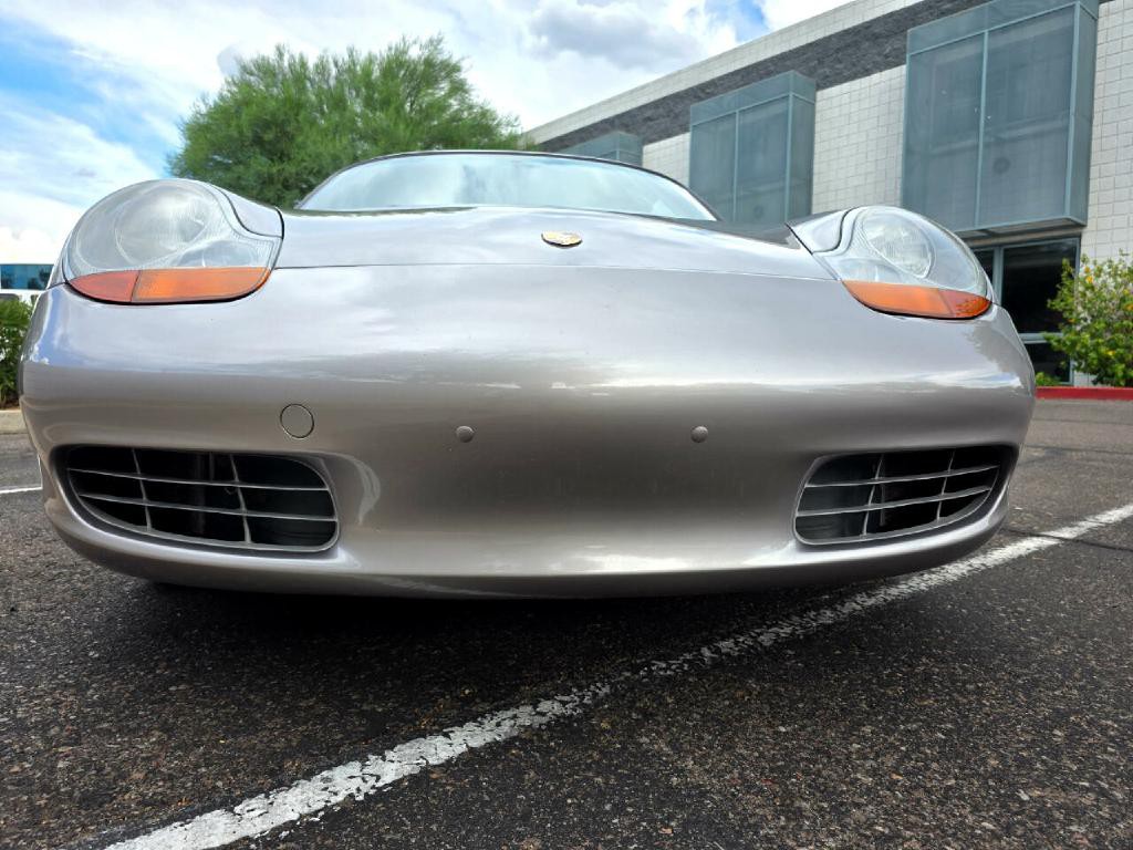 2001 Porsche Boxster Image 12