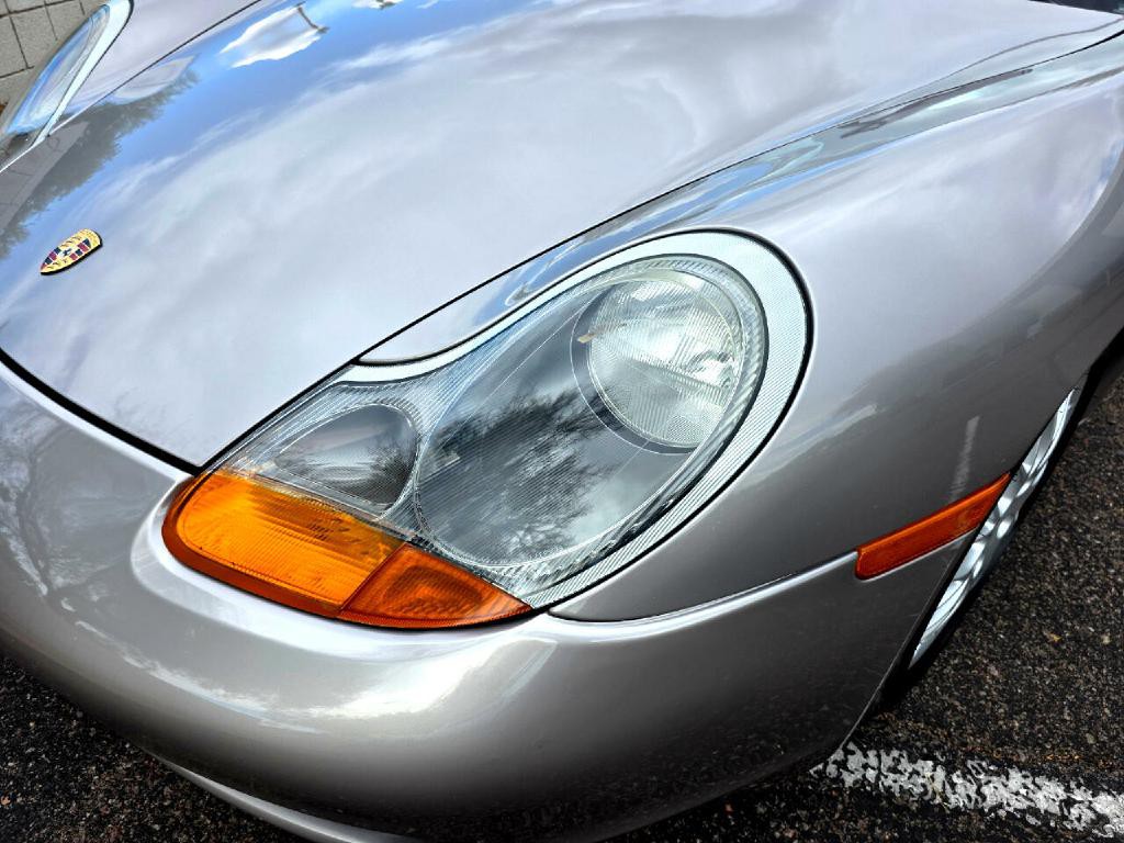 2001 Porsche Boxster Image 15