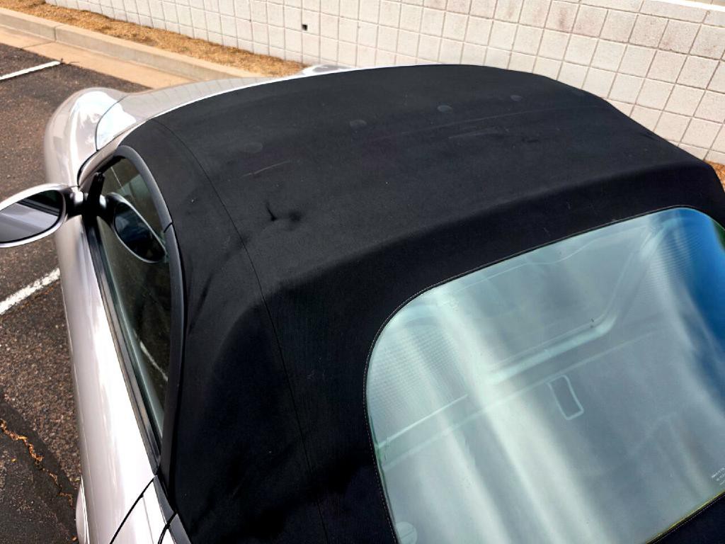 2001 Porsche Boxster Image 18
